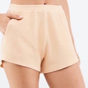 Fabletics High Rise Textured Shannon Shorts Size XL Peach Pockets